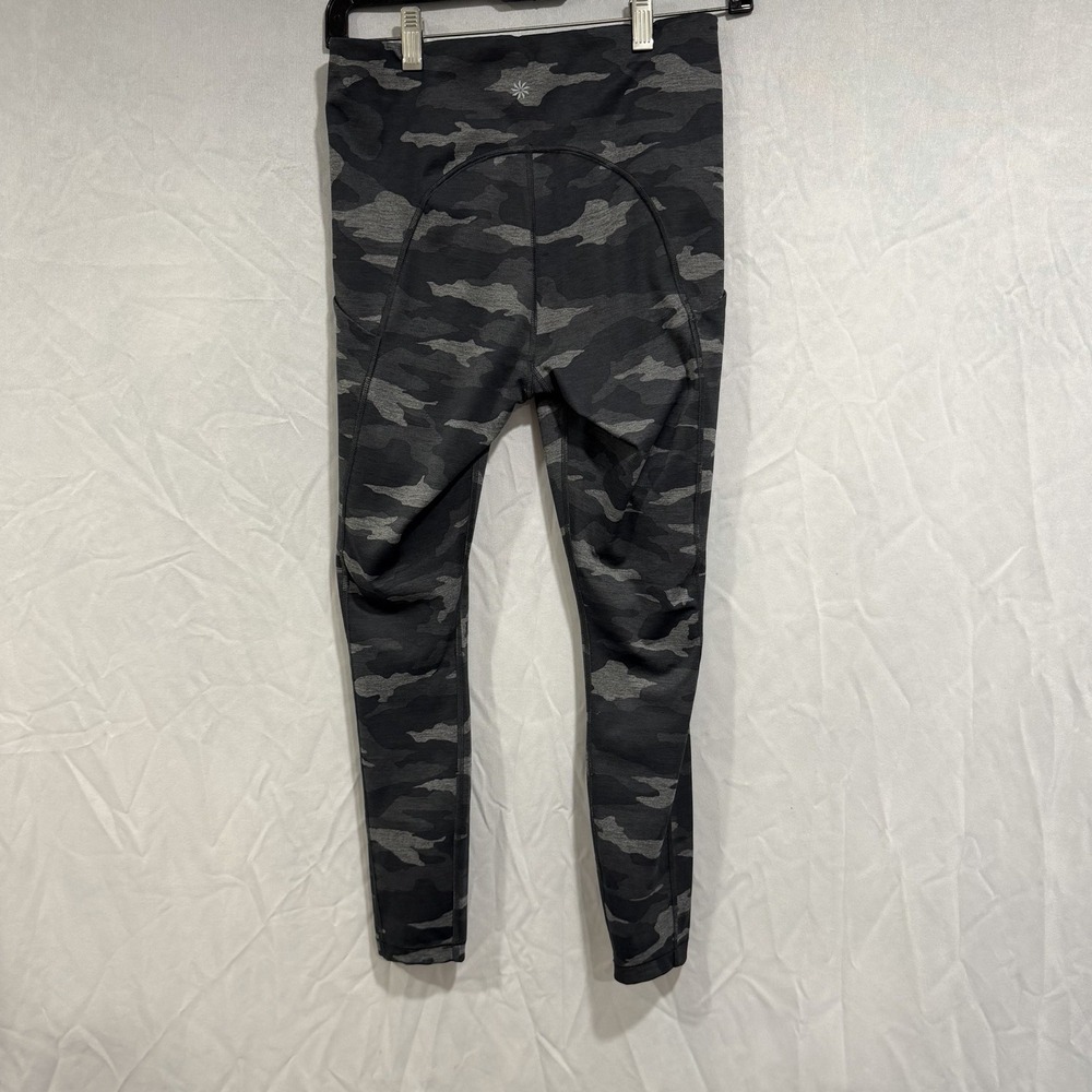 Athleta Ultimate Camo Crop Tight Womens Size S Gray Camo Gym Training Yoga Run